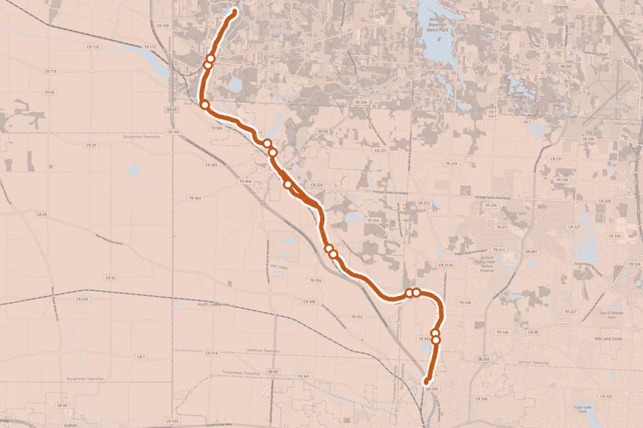 Course map of the Haunted Forest Marathon, with a dot at every aid station